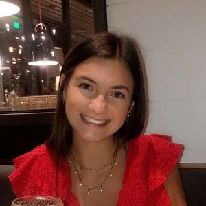 Meet your Posher, Caroline